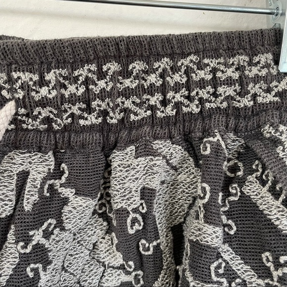 Urban Outfitters Ecote Embroidered Short - Picture 9 of 13